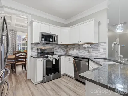 $489,000 | 9414 Macquarie Lane, Charlotte, NC 28227