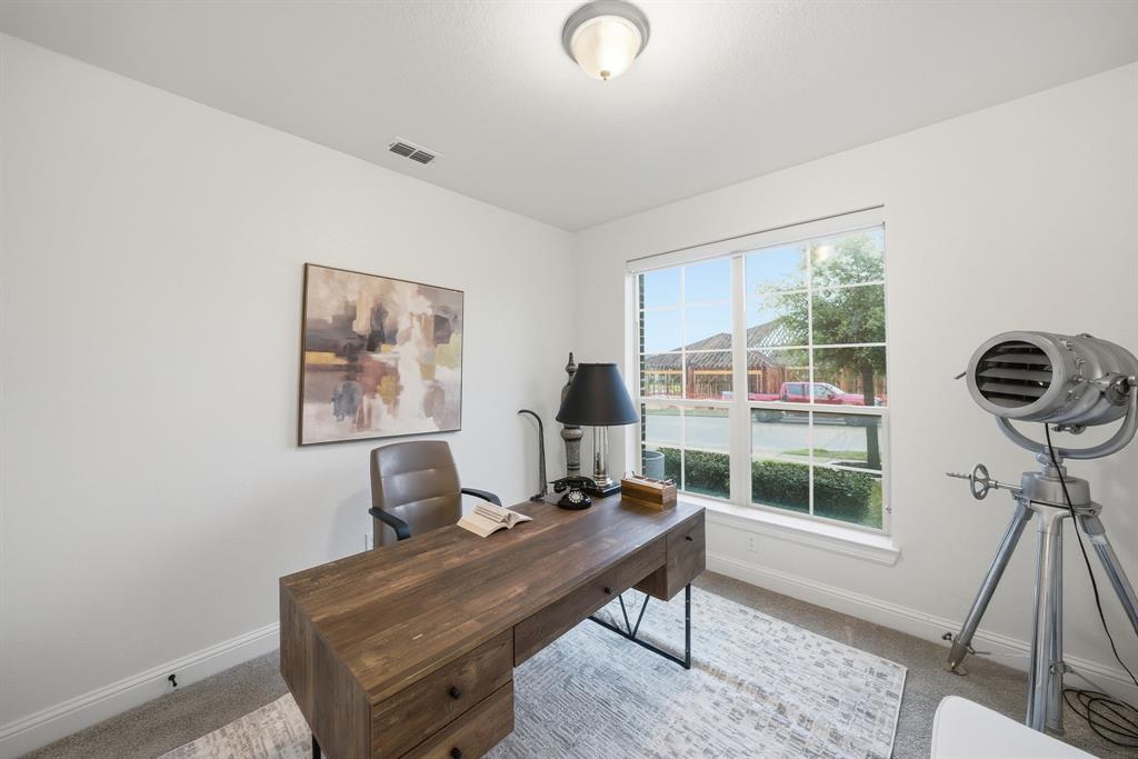 624 Sorrell Road McKinney, TX 75072 - Photo 6 of 28 a room with furniture and a window