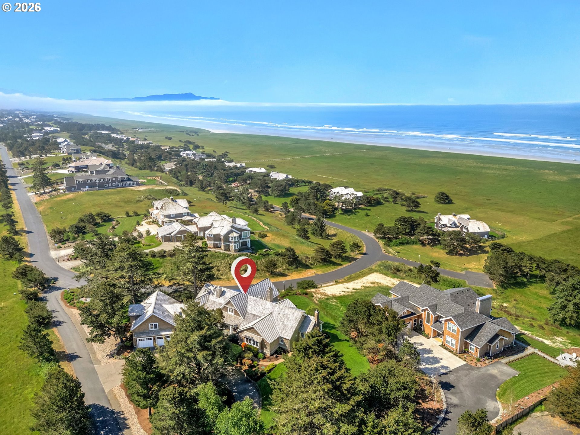 89079 Pinehurst Road Warrenton, OR 97146 - Photo 2 of 46 a view of a city with an ocean