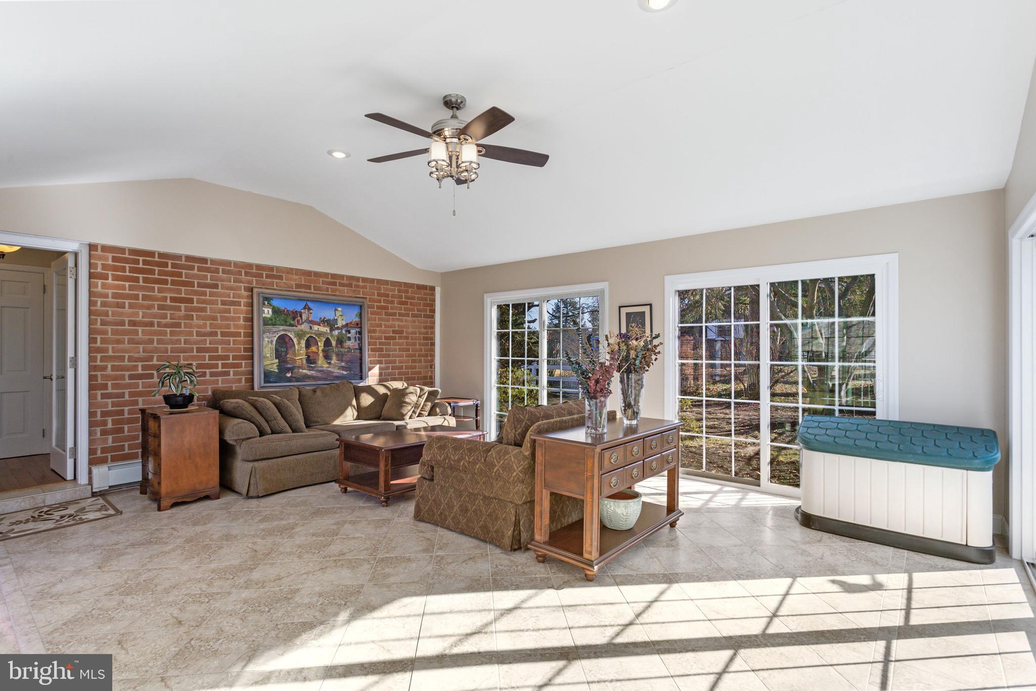 281 Grant Drive Hanover, PA 17331 - Photo 23 of 41