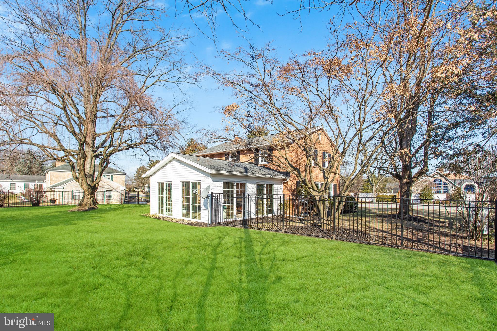 281 Grant Drive Hanover, PA 17331 - Photo 5 of 41