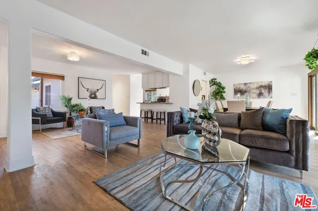 $1,199,000 | 19840 Haynes Street, Woodland Hills, CA 91367