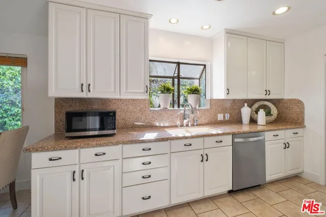 $1,199,000 | 19840 Haynes Street, Woodland Hills, CA 91367