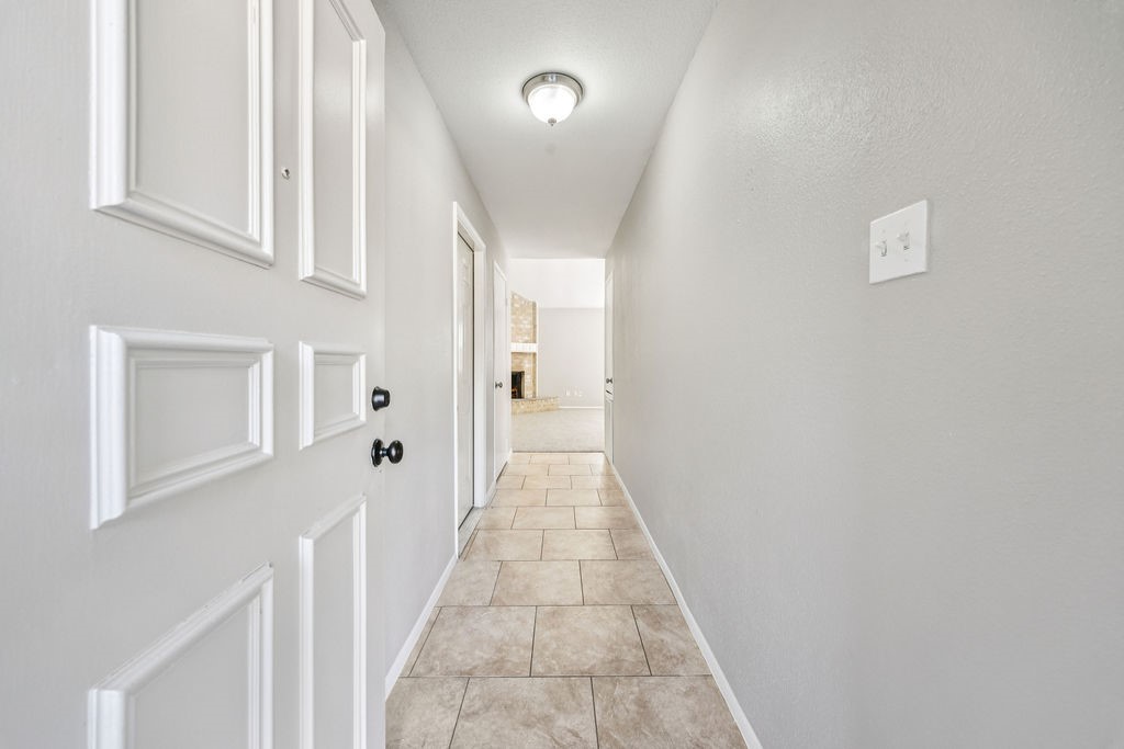 5602 Bridgegate Drive Spring, TX 77373 - Photo 7 of 17 a view of a hallway
