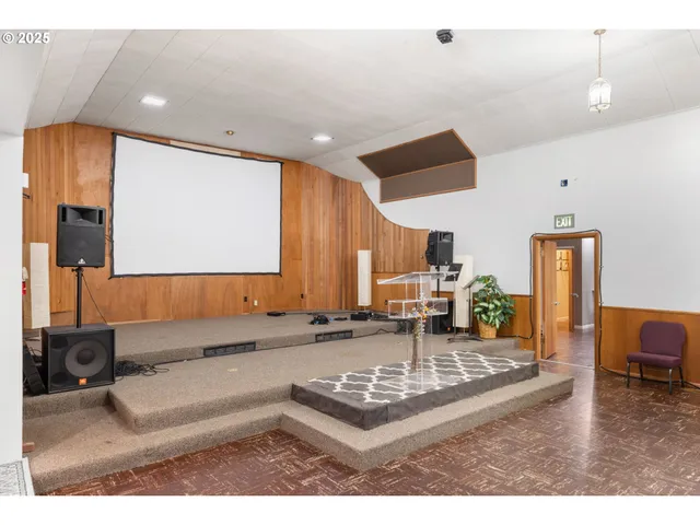 $1,395,000 | 13047 Southeast Ramona Street, Portland, OR 97236