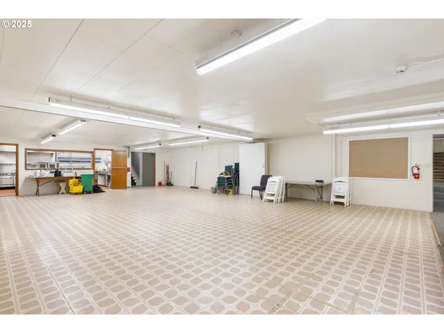 $1,395,000 | 13047 Southeast Ramona Street, Portland, OR 97236