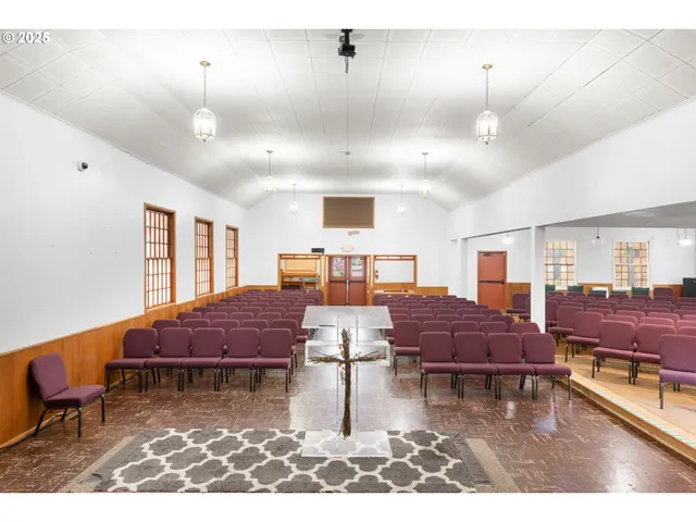 $1,395,000 | 13047 Southeast Ramona Street, Portland, OR 97236