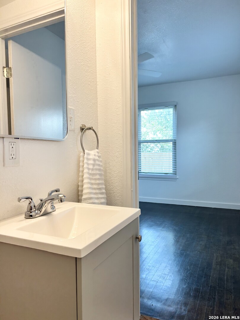 12116 Loop 107 Adkins, TX 78101 - Photo 16 of 22