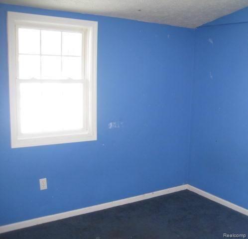 1792 Swaney Road Walled Lake, MI 48390 - Photo 7 of 10 BED1.jpg