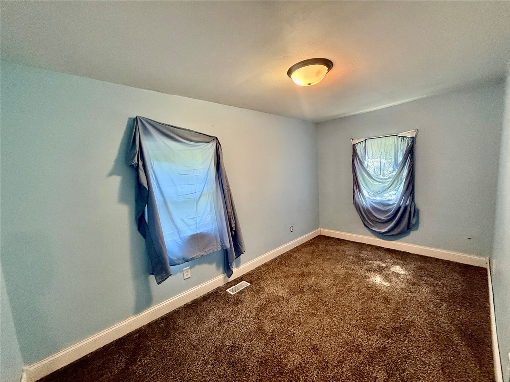 520 Bell Street Mount Zion, IL 62549 - Photo 7 of 10
