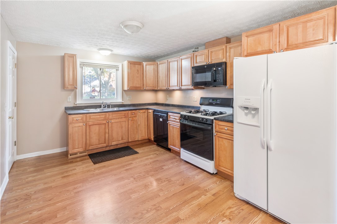 45 Marsden Road Rochester, NY 14609 - Photo 22 of 23