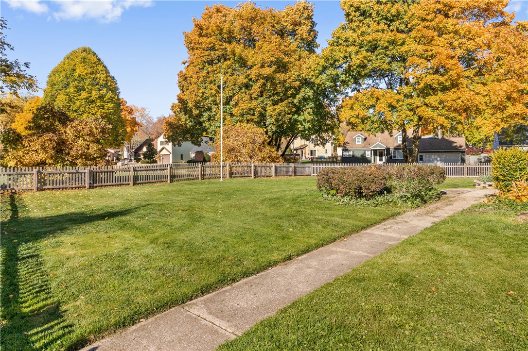 45 Marsden Road Rochester, NY 14609 - Photo 4 of 23