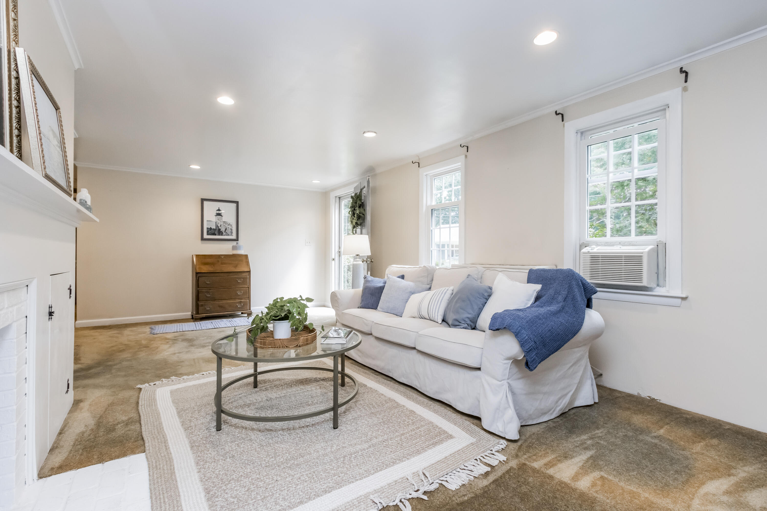 64 Wood Road Cape Elizabeth, ME 04107 - Photo 13 of 41 living room