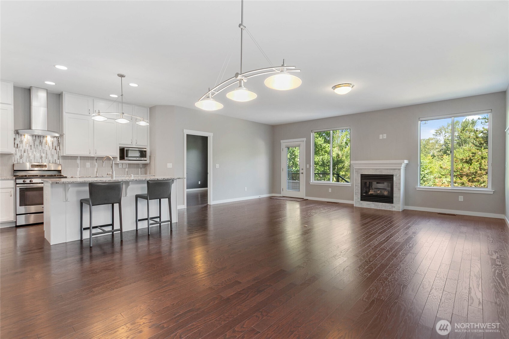348 Grady Way Bellingham, WA 98226 - Photo 8 of 28 Gallery Image 8