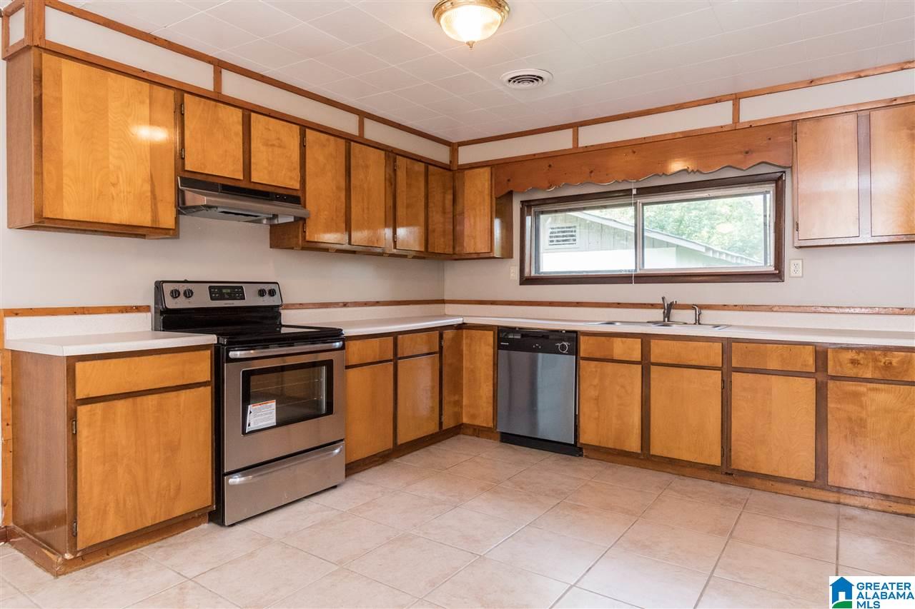 5029 Eubanks Road Bessemer, AL 35022 - Photo 8 of 27