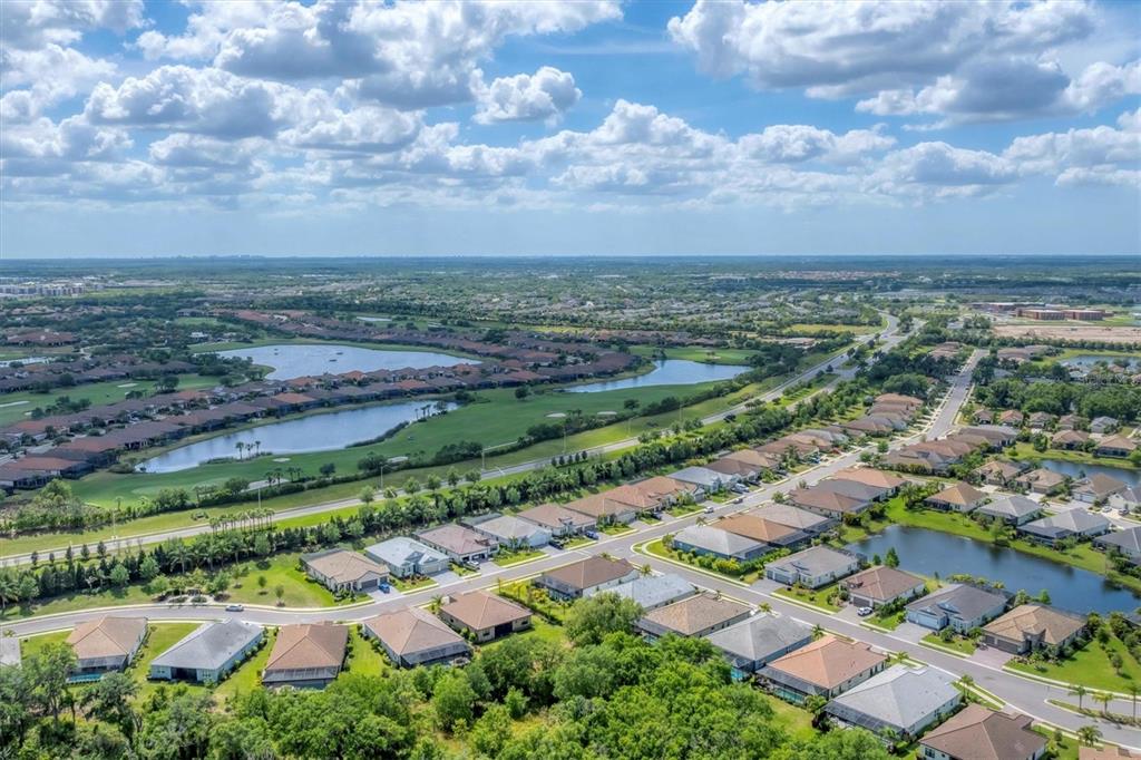 13306 Deep Blue Place Bradenton, FL 34211 - Photo 55 of 73