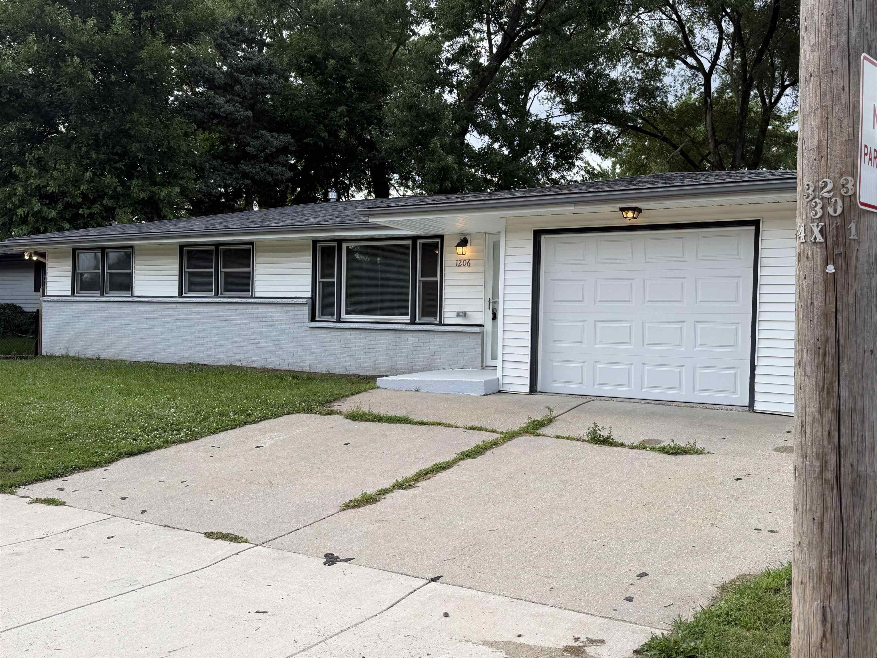 1206 Harlem Road Machesney Park, IL 61115 - Photo 1 of 21