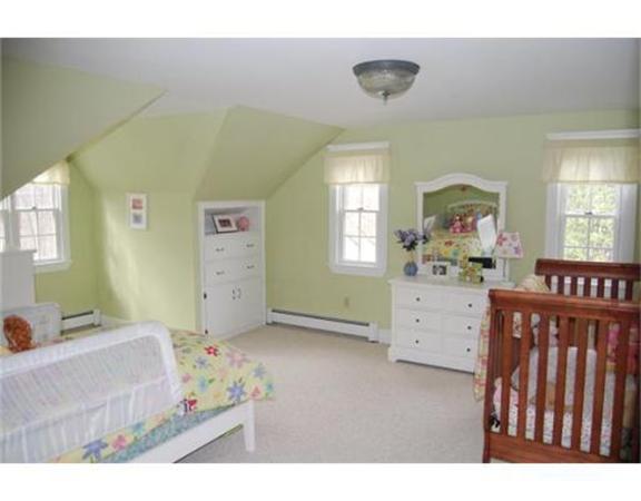 140 Wrentham Road Bellingham, MA 02019 - Photo 12 of 18 Gallery Image 12