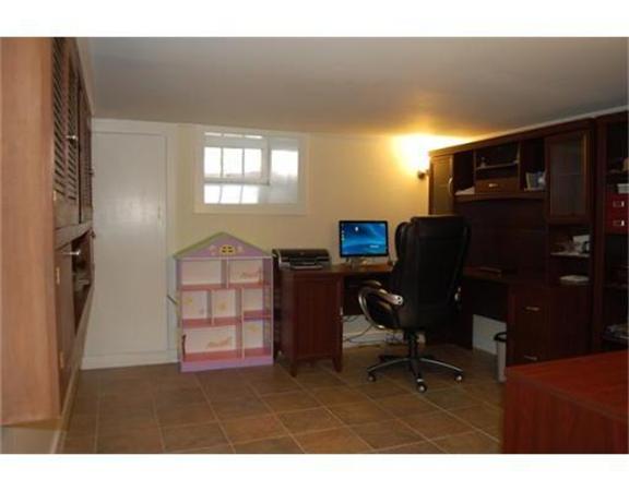 140 Wrentham Road Bellingham, MA 02019 - Photo 15 of 18 Gallery Image 15