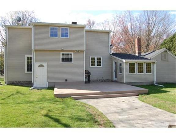140 Wrentham Road Bellingham, MA 02019 - Photo 17 of 18 Gallery Image 17