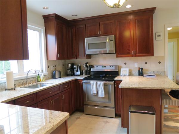 140 Wrentham Road Bellingham, MA 02019 - Photo 4 of 18 Gallery Image 4