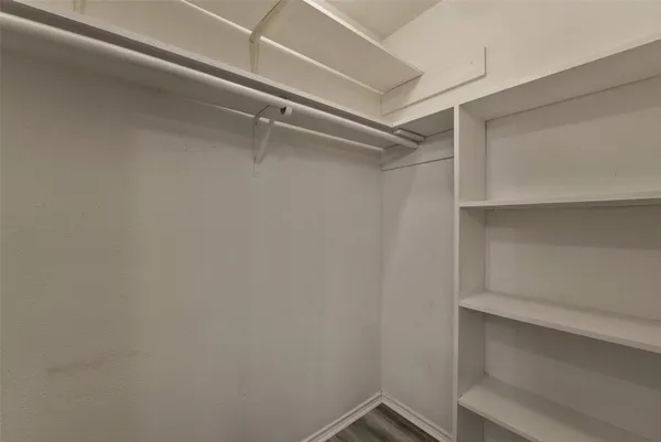 $2,150 | 13715 Ludgate Pass, Houston, TX 77034