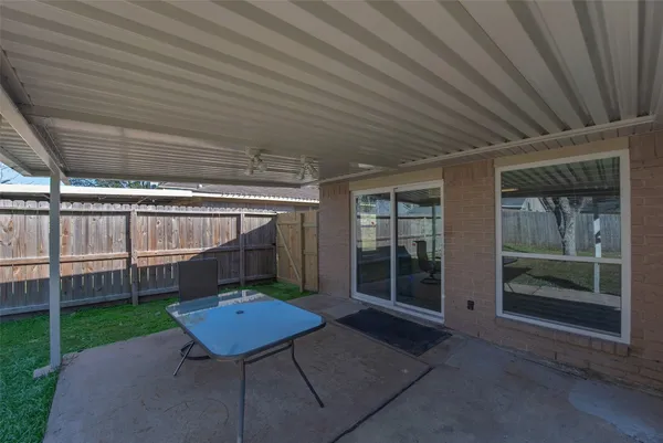 $2,150 | 13715 Ludgate Pass, Houston, TX 77034