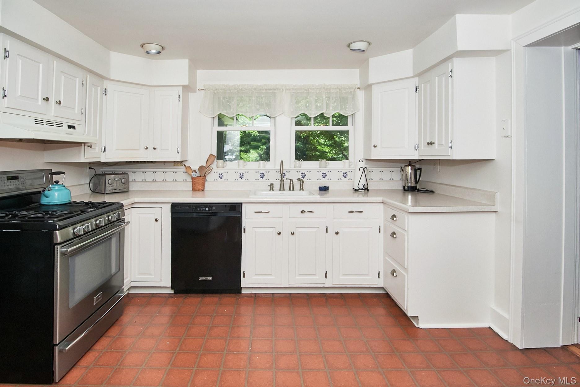 9 Iron Forge Road Warwick, NY 10990 - Photo 20 of 36