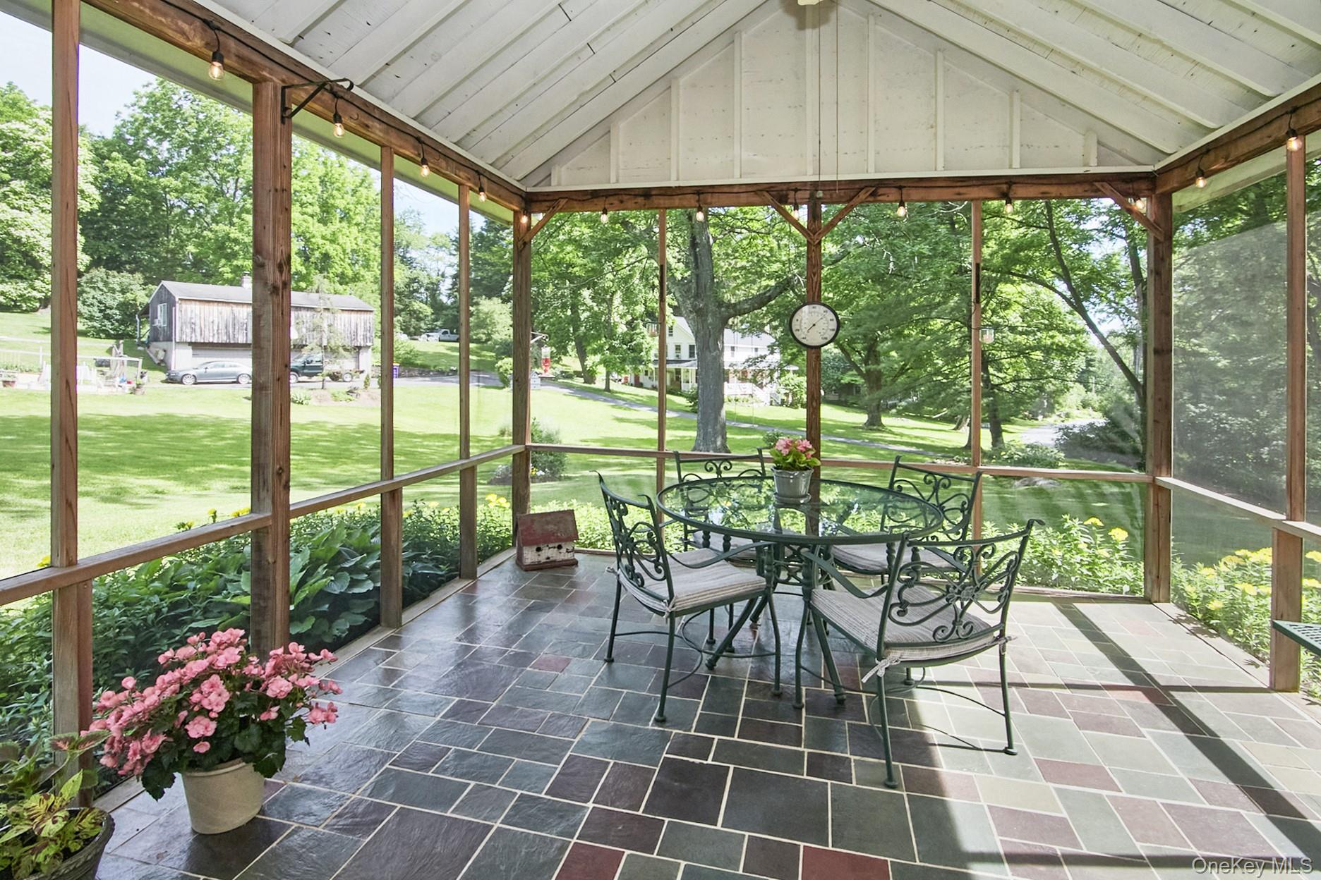 9 Iron Forge Road Warwick, NY 10990 - Photo 31 of 36