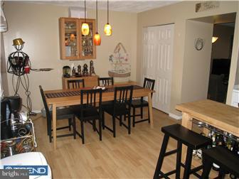 515 York Rd., Unit 10C Willow Grove, PA 19090 - Photo 5 of 11 Kitchen