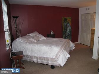 515 York Rd., Unit 10C Willow Grove, PA 19090 - Photo 8 of 11 Bedroom - Main
