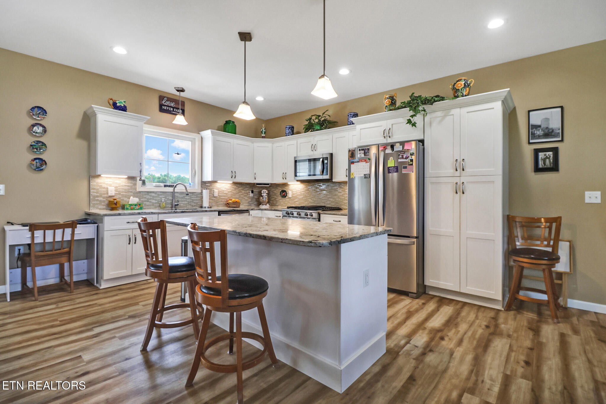 1432 Sawmill Road Crossville, TN 38555 - Photo 12 of 54 if1a4021-if1a4025