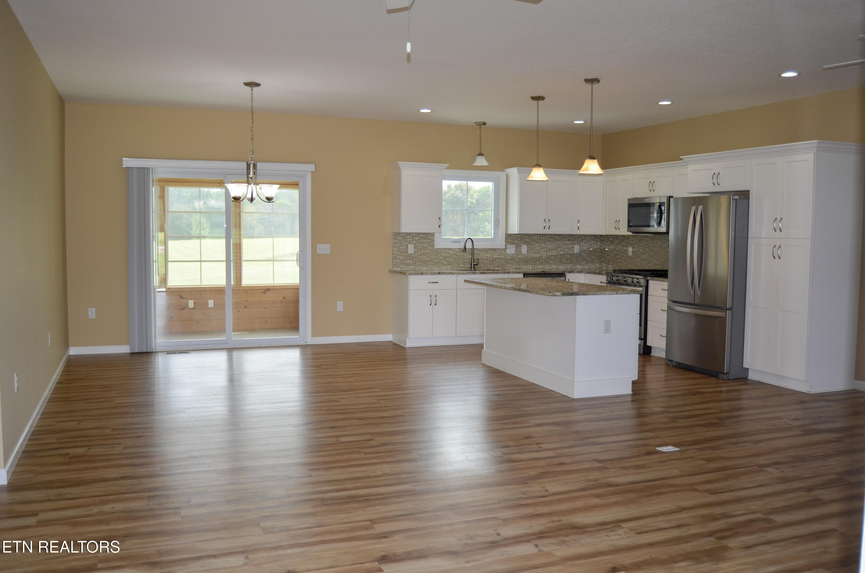 1432 Sawmill Road Crossville, TN 38555 - Photo 13 of 54 1-DSC_0283