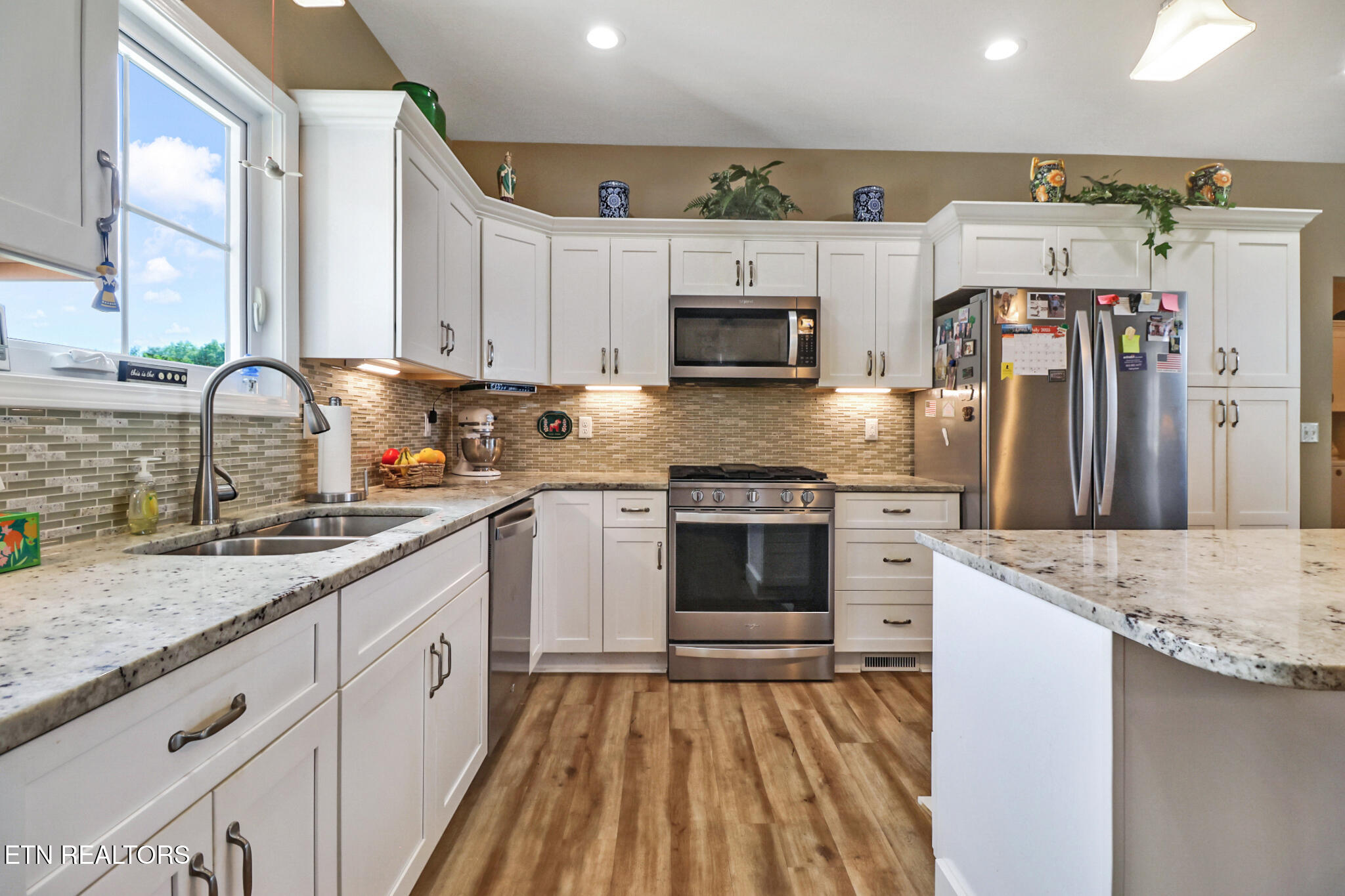 1432 Sawmill Road Crossville, TN 38555 - Photo 15 of 54 if1a4026-if1a4030