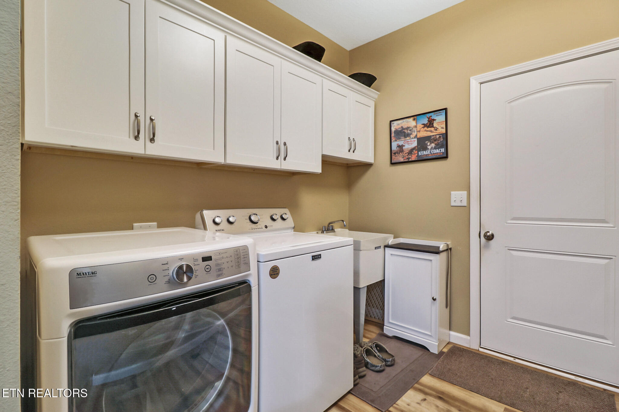 1432 Sawmill Road Crossville, TN 38555 - Photo 35 of 54 Laundry Room
