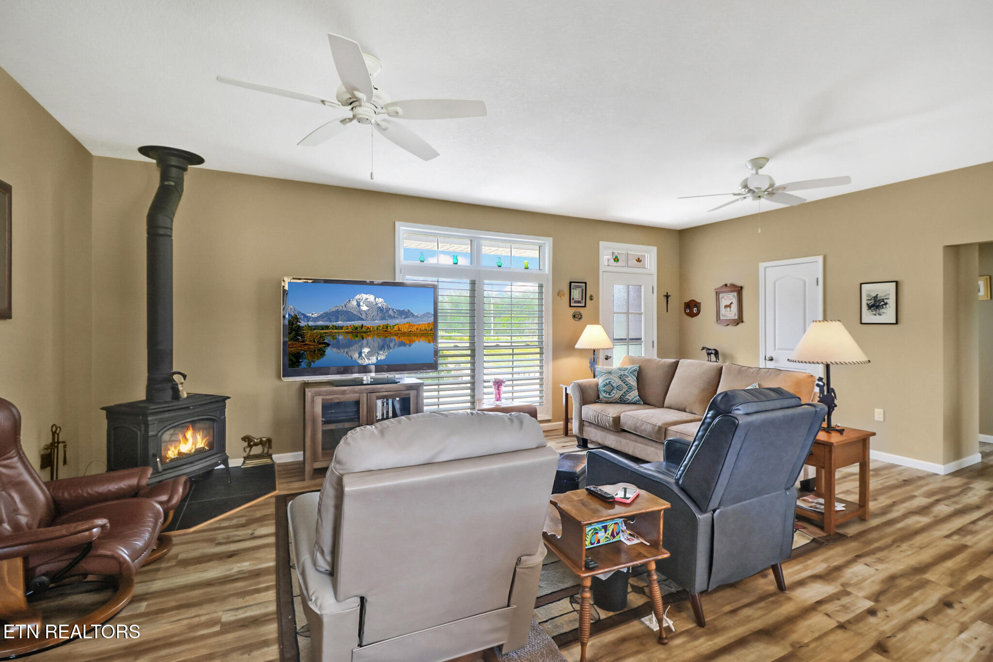 1432 Sawmill Road Crossville, TN 38555 - Photo 10 of 54 if1a4011-if1a4015_optional