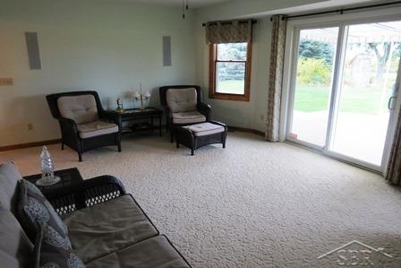 305 Delta Road Freeland, MI 48623 - Photo 6 of 19 31215191-5.JPG