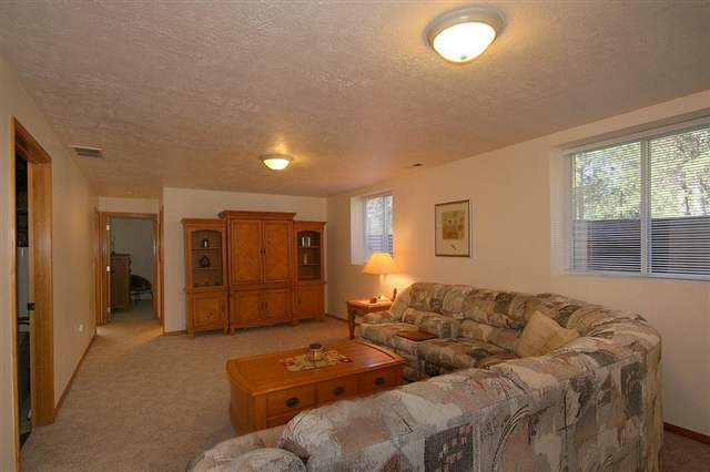 13323 North Yale Road Mead, WA 99021 - Photo 4 of 9 Gallery Image 4