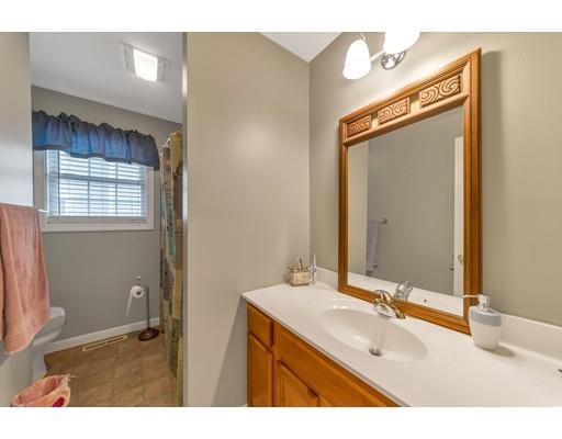 75 Wentworth Street Springfield, MA 01104 - Photo 12 of 16 Gallery Image 12