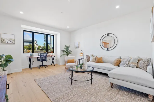 $1,745,000 | 2012 Eagle Court, Santa Rosa, CA 95403