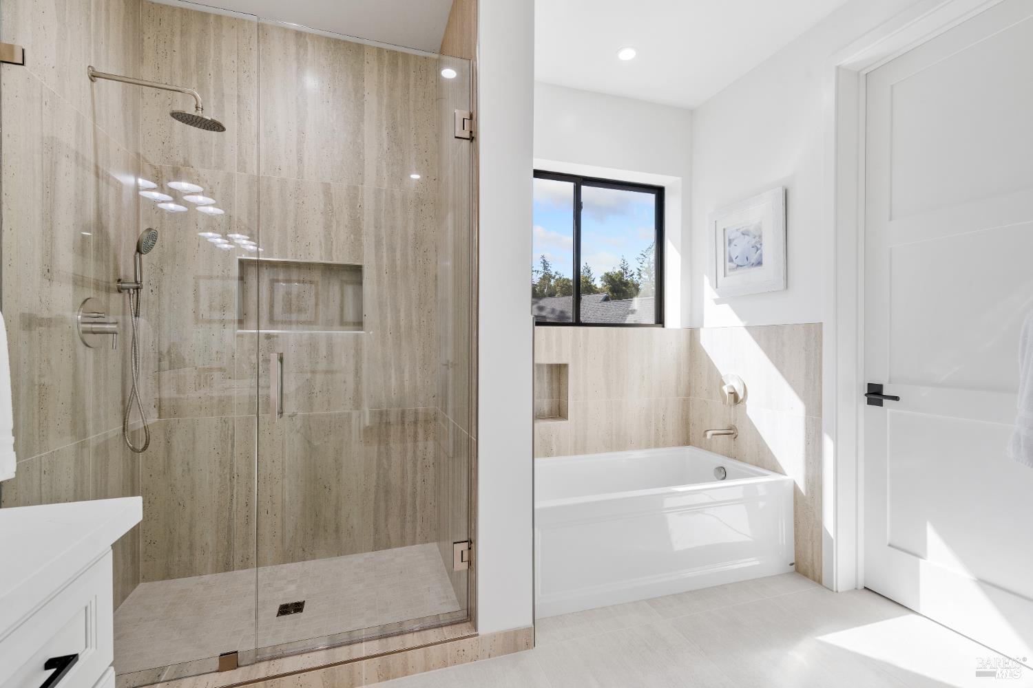 2012 Eagle Court Santa Rosa, CA 95403 - Photo 20 of 33