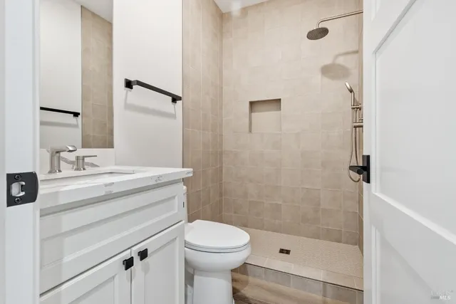 $1,745,000 | 2012 Eagle Court, Santa Rosa, CA 95403