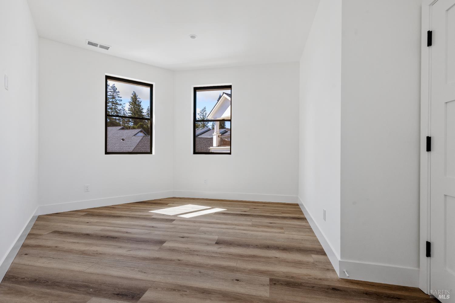 2012 Eagle Court Santa Rosa, CA 95403 - Photo 25 of 33 ADU Bedroom