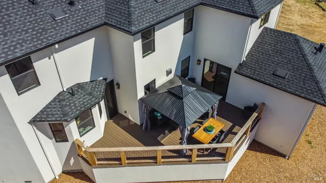 $1,745,000 | 2012 Eagle Court, Santa Rosa, CA 95403