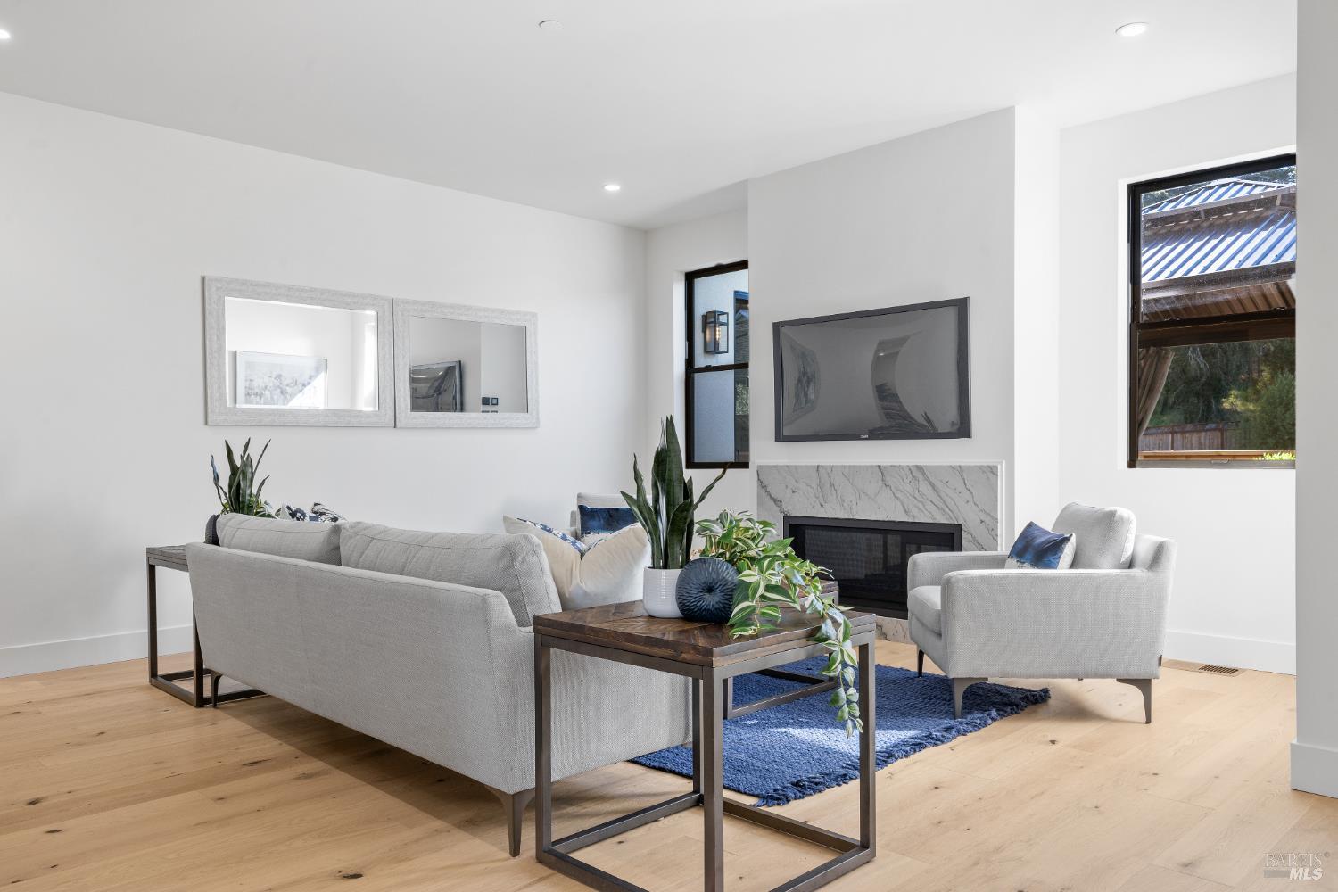 2012 Eagle Court Santa Rosa, CA 95403 - Photo 8 of 33