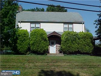 205 South Pleasantview Road Pottstown, PA 19464 - Photo 1 of 7