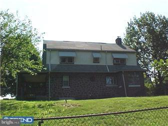 205 South Pleasantview Road Pottstown, PA 19464 - Photo 5 of 7