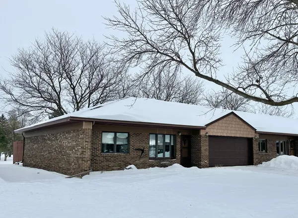 $241,000 | 1850 Lakewood Avenue, Albert Lea, MN 56007