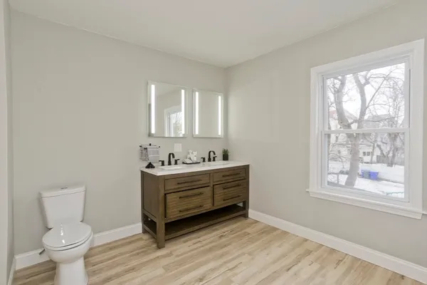 $329,999 | 305 Dickinson Street, Springfield, MA 01108