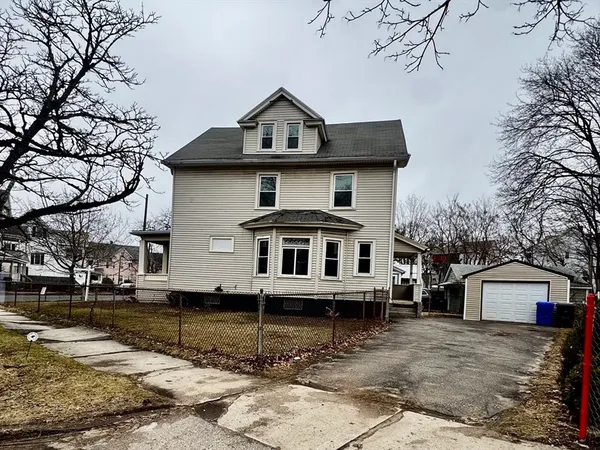 $329,999 | 305 Dickinson Street, Springfield, MA 01108